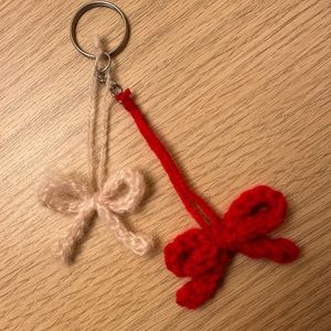 Bow keychain